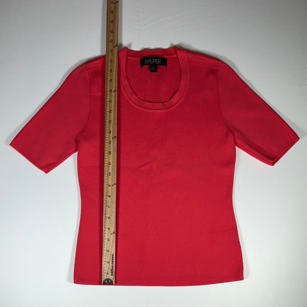 Kasper Women Large Coral Pink Knit Top Short Sleeve Rayon Blend NWOT - Picture 4 of 7
